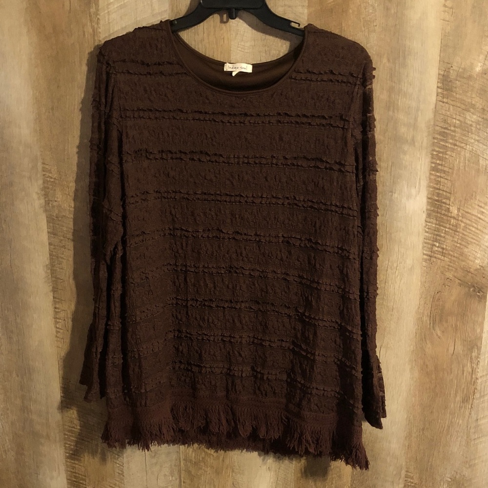 indigo soul Brown Textured Long-Sleeve Fringe Hem Top